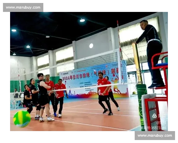 赛场激情碰撞瞬间精彩无限观众热血沸腾的体育盛宴 - 副本