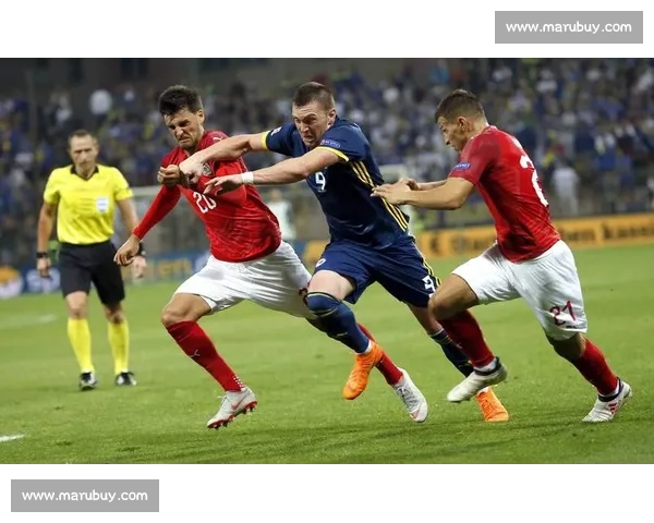 最新足球赛况:欧洲杯预选赛激战正酣 各大强队争夺晋级名额 - 副本 (3)