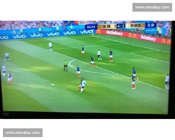 足球赛制解析：联赛与杯赛的规则与竞争模式对比 - 副本 (2)